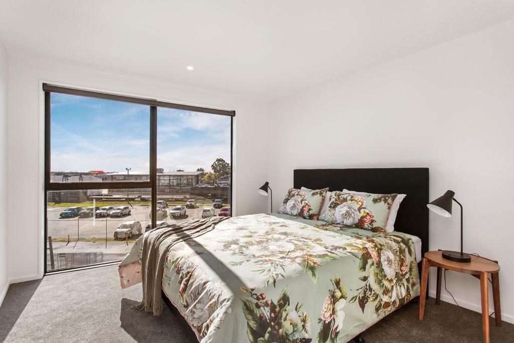 Stylish Brand New Sunny 3Bdrm 3Bth Garage Sleeps 6 Appartement Christchurch Buitenkant foto