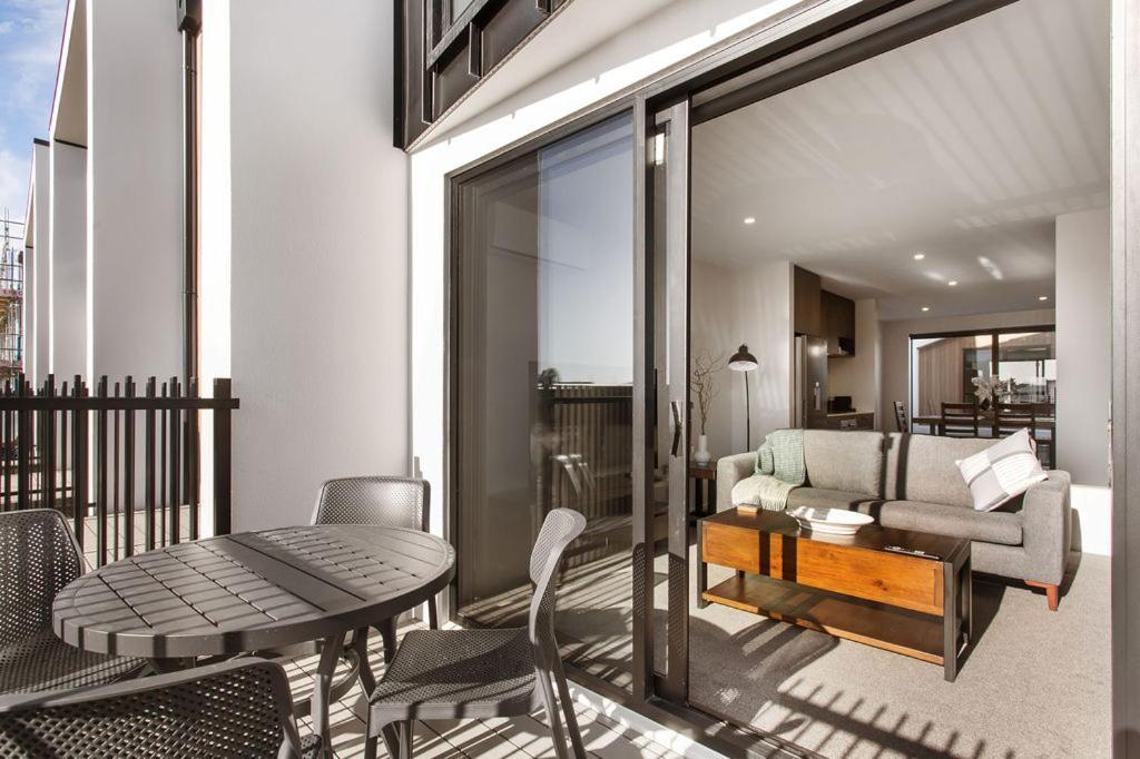 Stylish Brand New Sunny 3Bdrm 3Bth Garage Sleeps 6 Appartement Christchurch Buitenkant foto