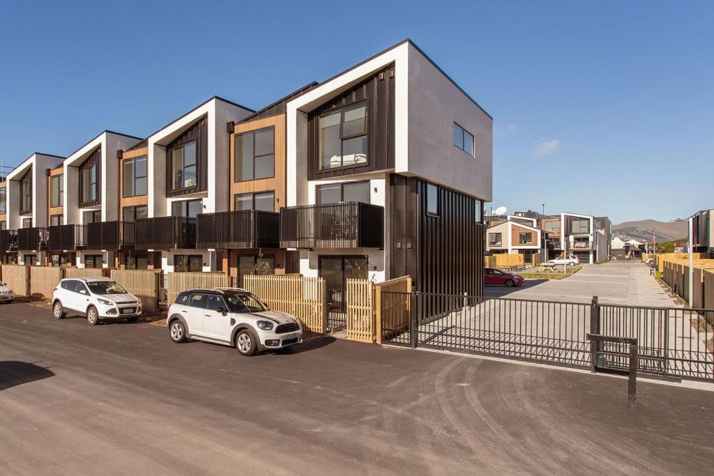 Stylish Brand New Sunny 3Bdrm 3Bth Garage Sleeps 6 Appartement Christchurch Buitenkant foto
